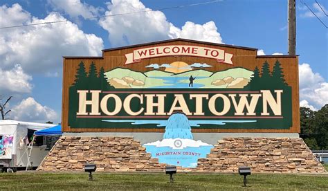 It's located 9. . Hochatown oklahoma